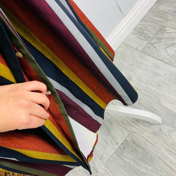 NWOT STRIPE MID SLEEVE BUTTON MUTLICOLOR DRESS - Picture 7 of 8